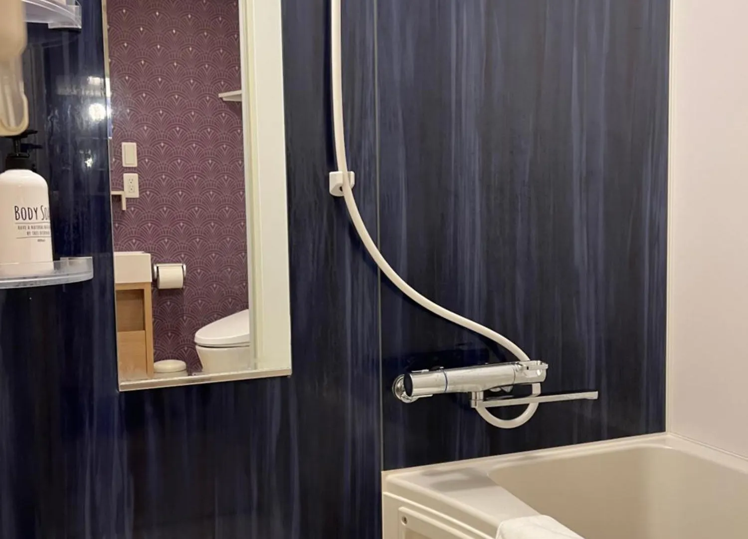 @Rlis_House 難波 Appartement Osaka
